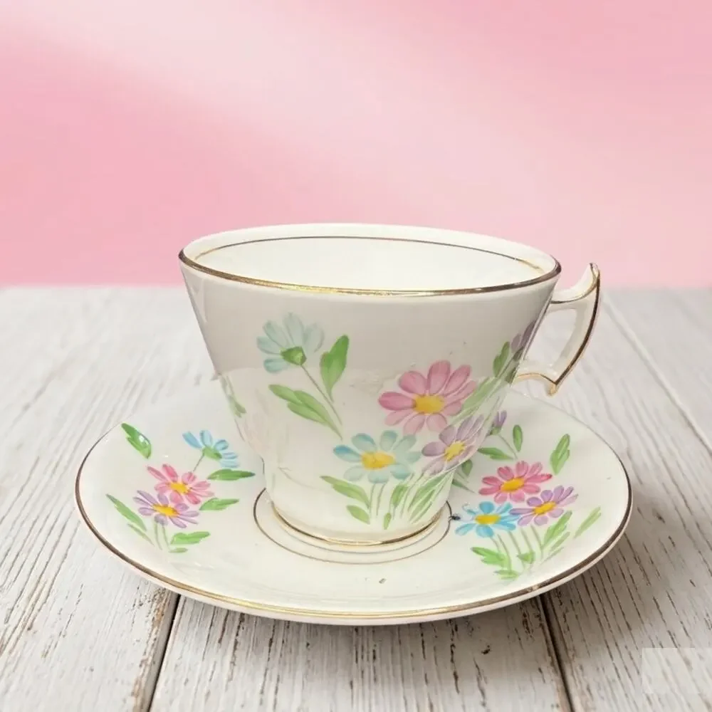 Vintage Phoenix Bone China Teacup Saucer Daisy Floral Gold Trim Cottagecore